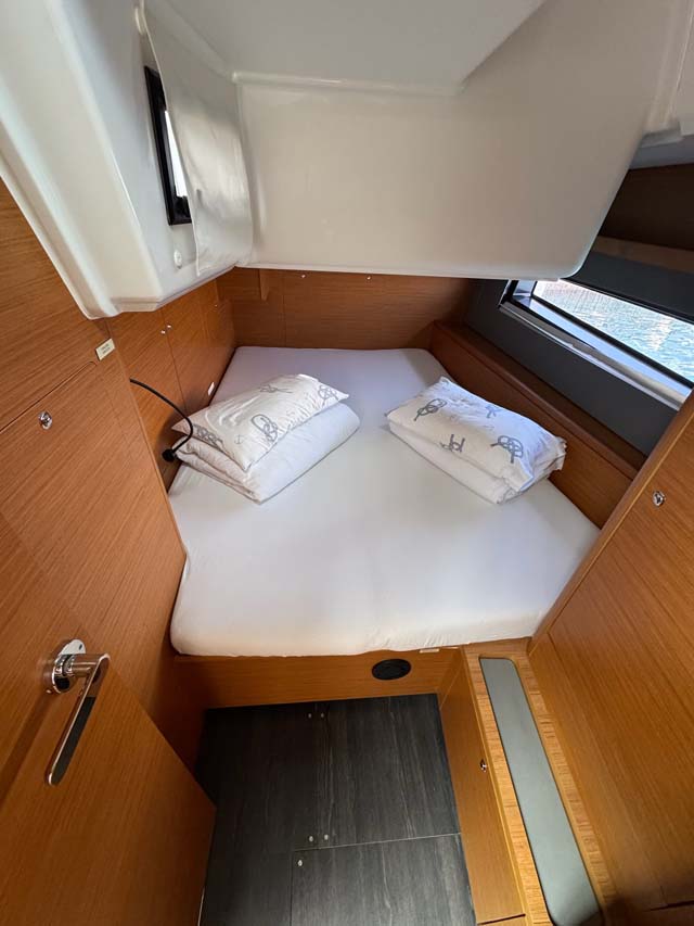 Dufour 41 - 3 cab. — photo 15