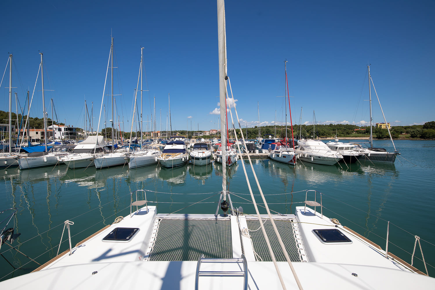 Photo #7 - Lagoon 40 - 3 + 2 cab (Yolo) en Pomer - 41367