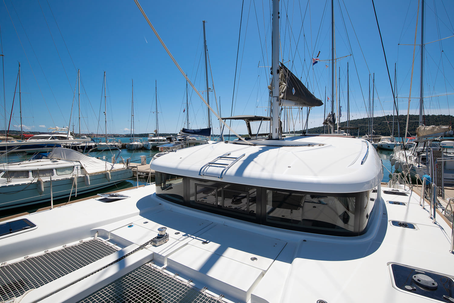 Photo #8 - Lagoon 40 - 3 + 2 cab (Yolo) en Pomer - 41367