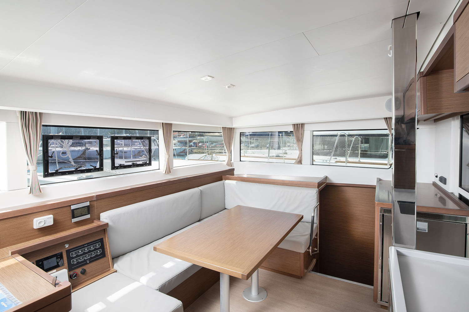 Photo #10 - Lagoon 40 - 4 + 2 cab (Mare Negroni) in Pomer - 41368