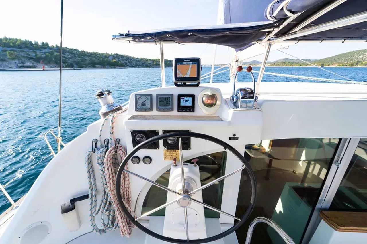 Lagoon 380 - 4 + 2 cab. (Twin Star)  - 7