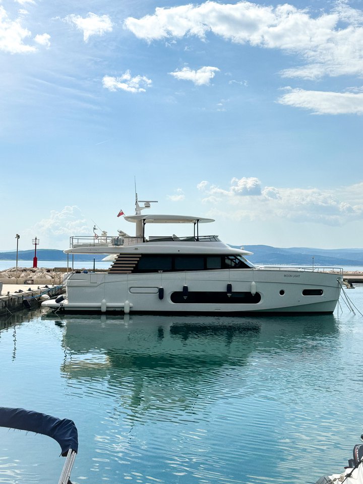 Photo #3 - Azimut Magellano 66 (Moon light) en Sukosan - 41383