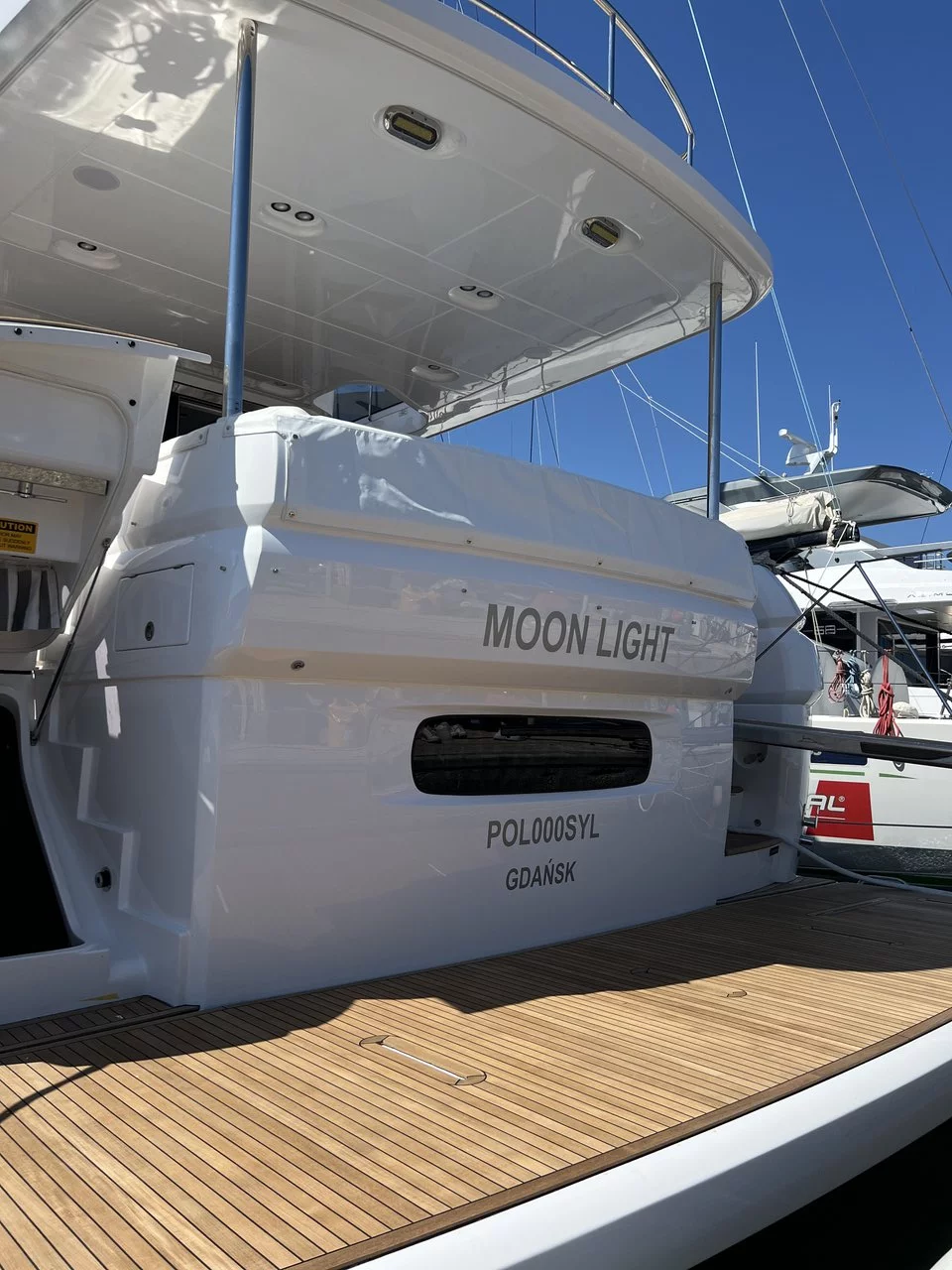 Azimut Magellano 66 (Moon light)  - 9