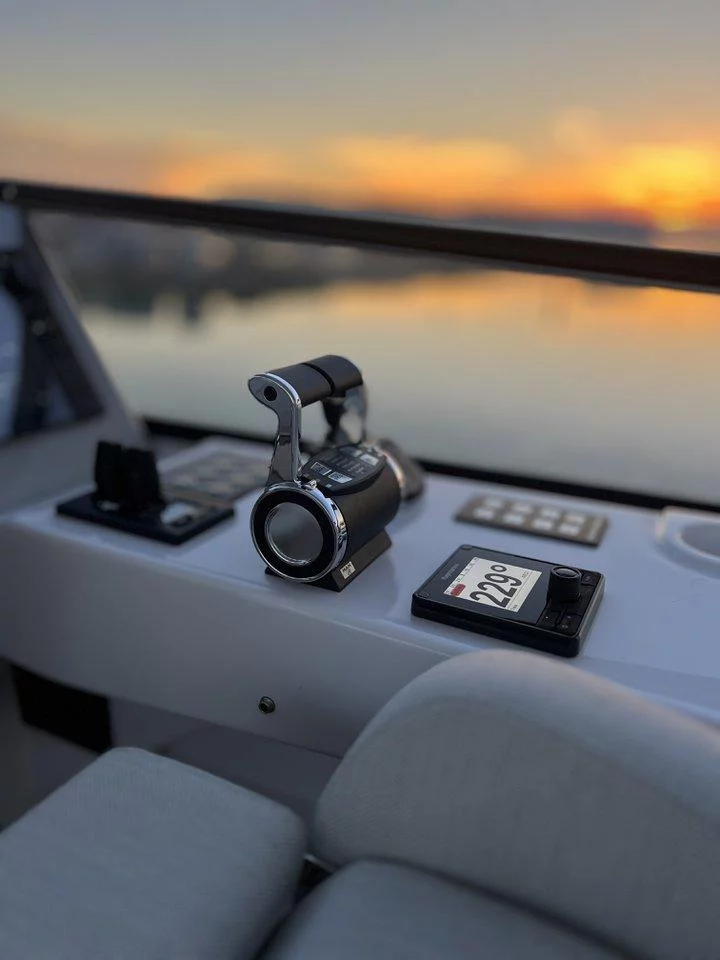 Azimut Magellano 66 (Moon light)  - 17
