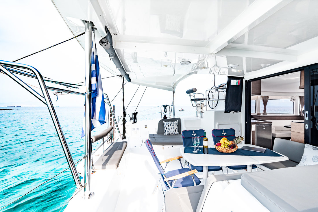 Photo #6 - Lagoon 42 - 4 + 2 cab. (Beauty L) en Athènes - 41387