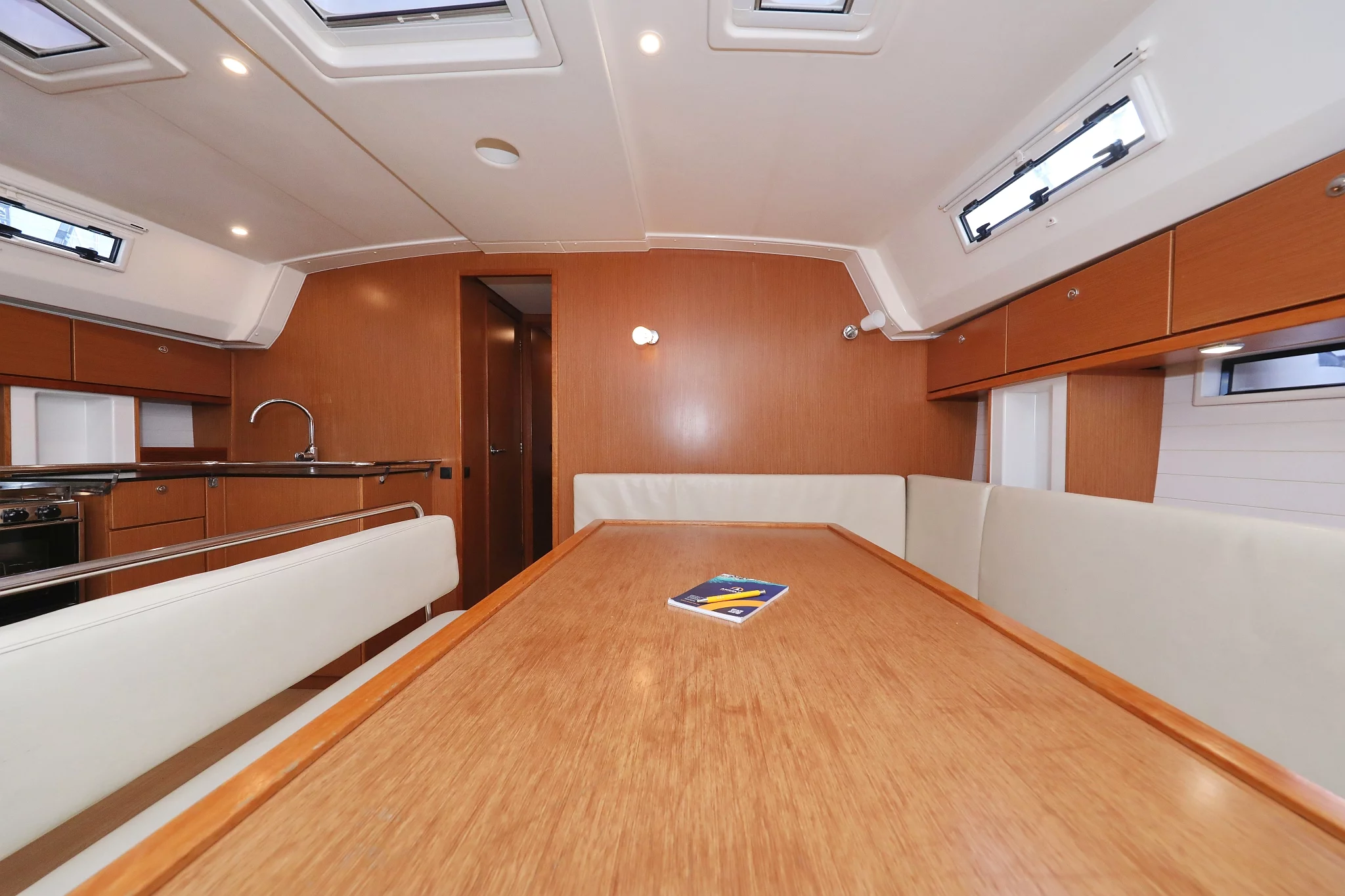 Bavaria Cruiser 50 (Siegal)  - 15