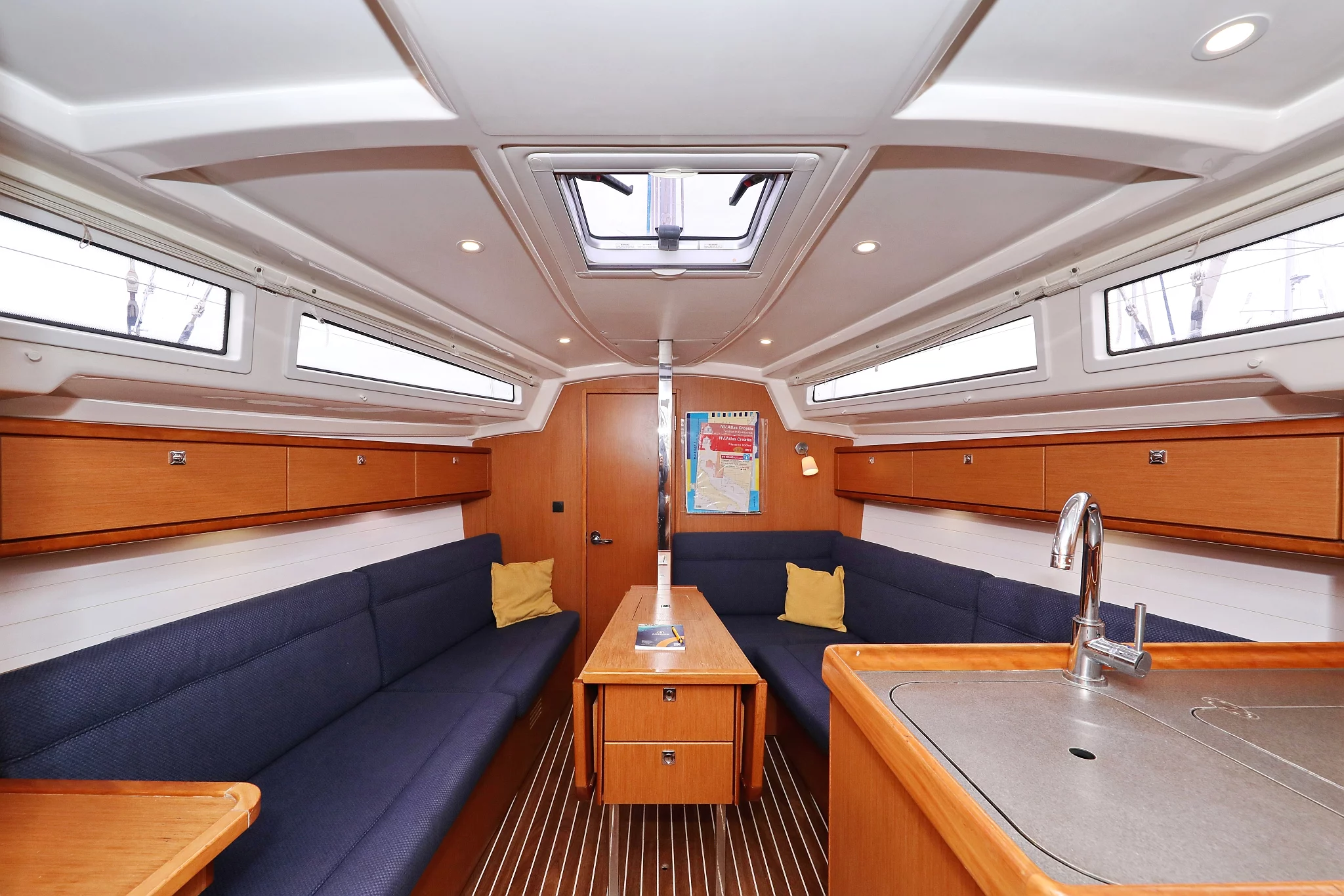 Bavaria Cruiser 33 (Homeoffice)  - 11