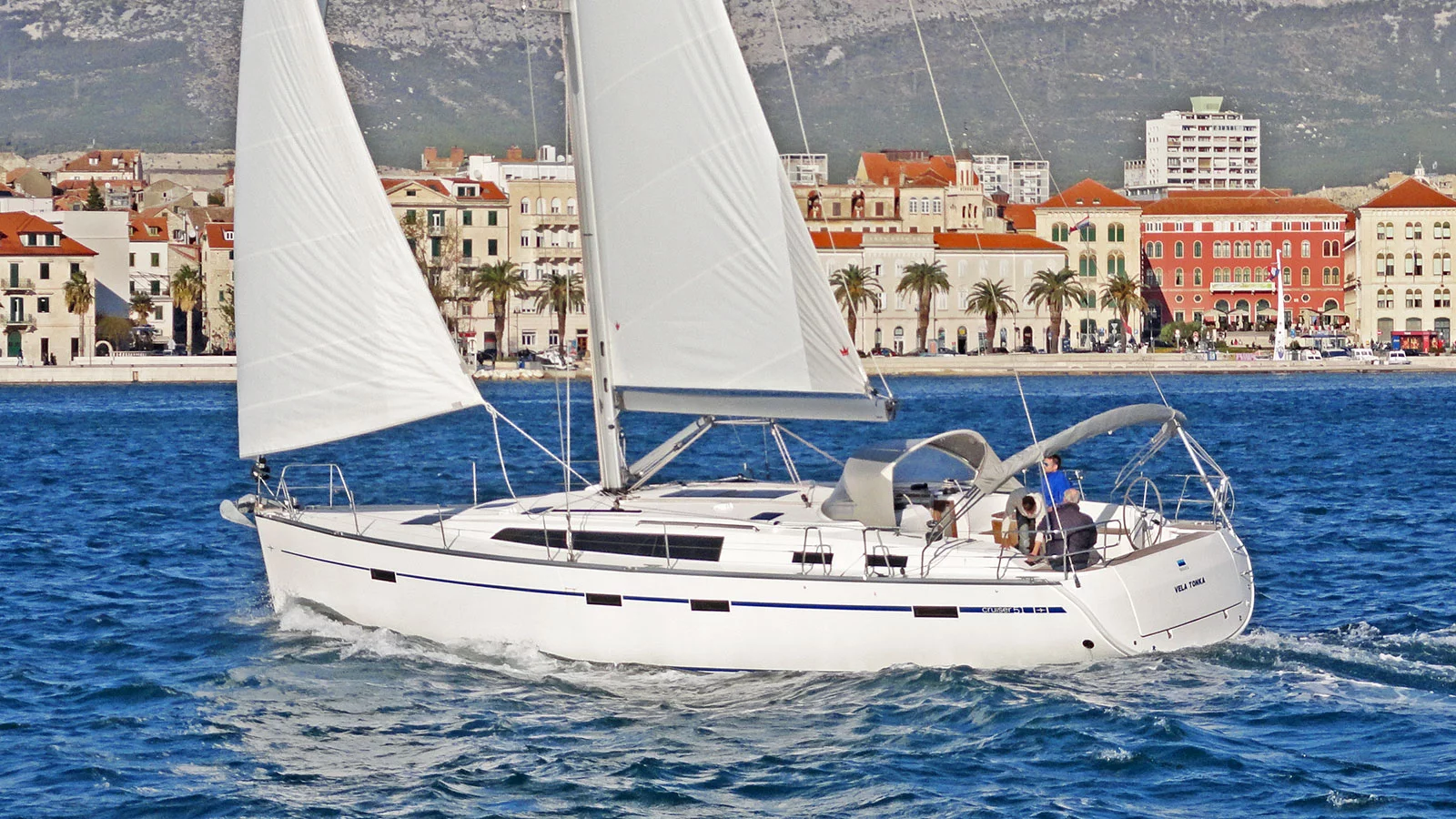 Bavaria Cruiser 51 (Vela Tonka)  - 2