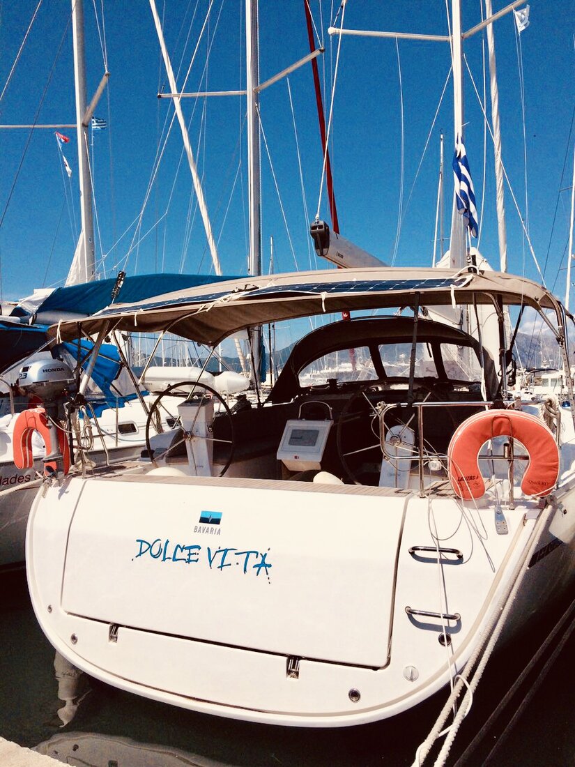 Photo #3 - Bavaria Cruiser 46 - 4 cab. (Dolce Vita) in Corfù - 41435