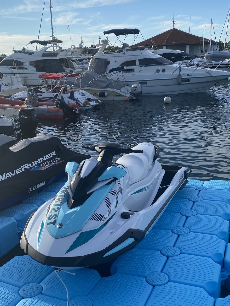 Photo #2 - Yamaha VX (Zeus) in Resort Solaris - 41504
