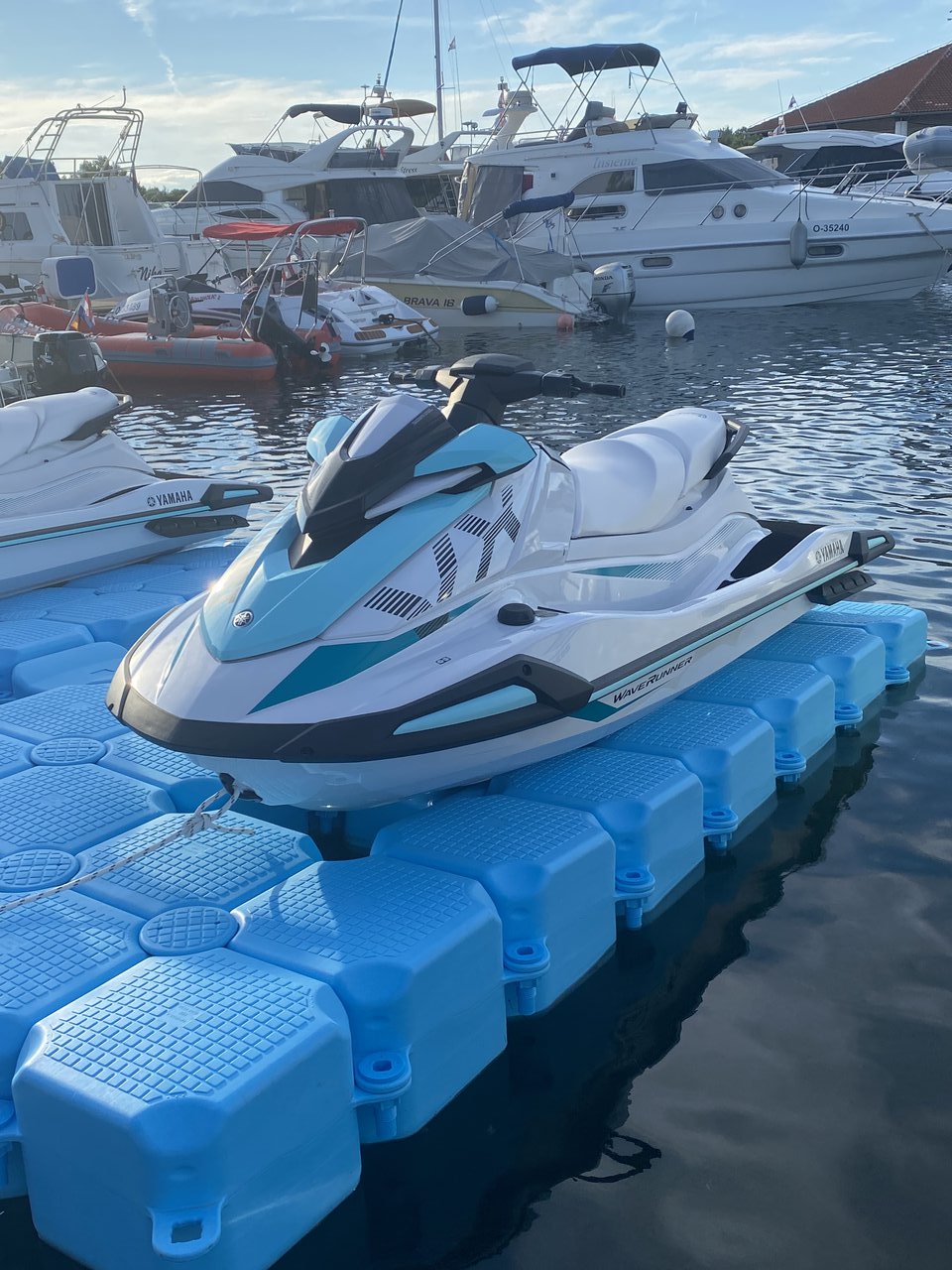 Photo #4 - Yamaha VX (Zeus) in Resort Solaris - 41504