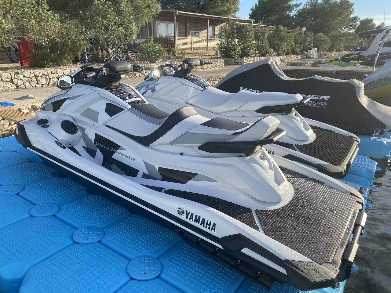 Photo #3 - Yamaha VX Cruiser HO (Hades) in Resort Solaris - 41509