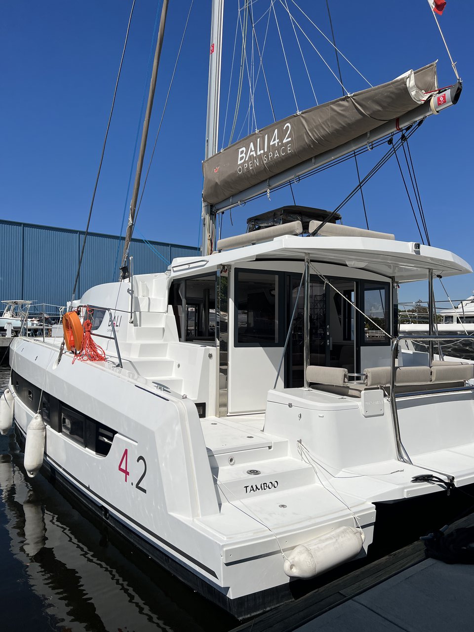 Photo #3 - Bali 4.2 (Tamboo) in Marsh Harbour - 41529