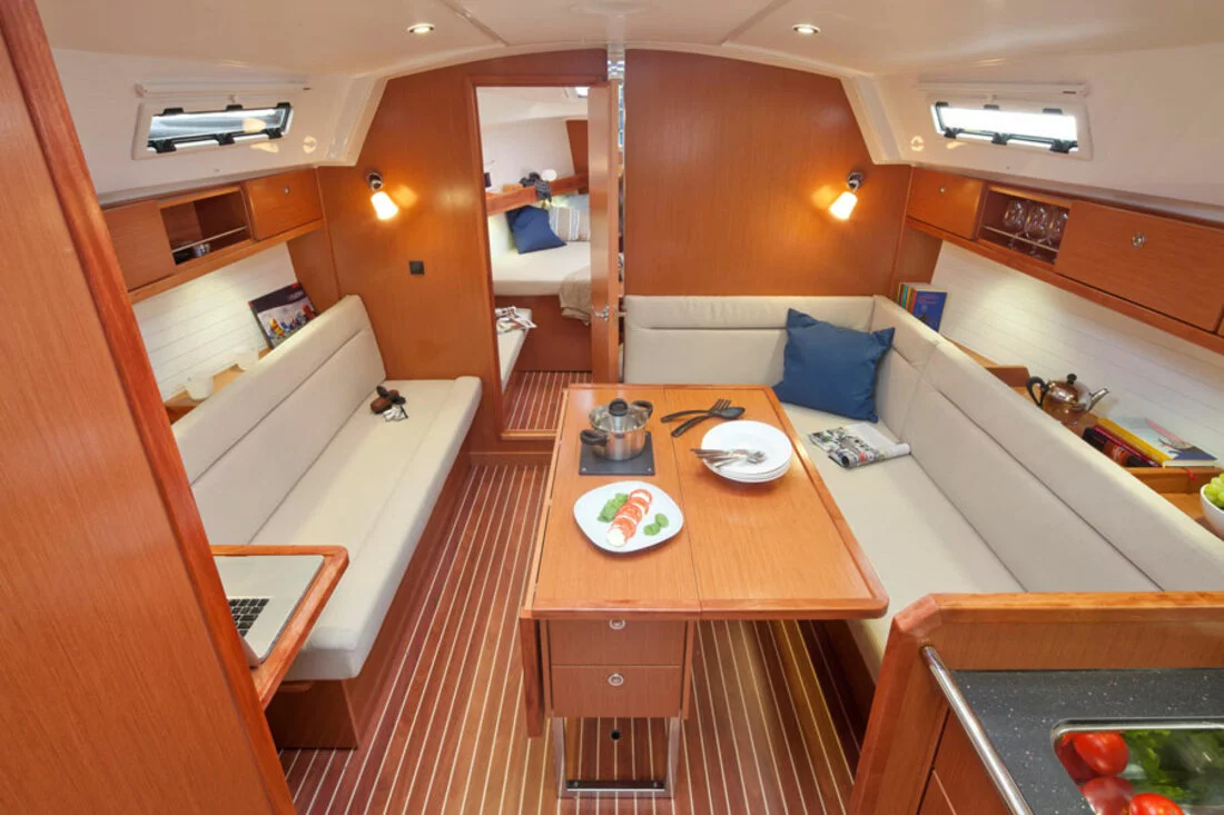 Bavaria Cruiser 36 (Sea Wolf)  - 10