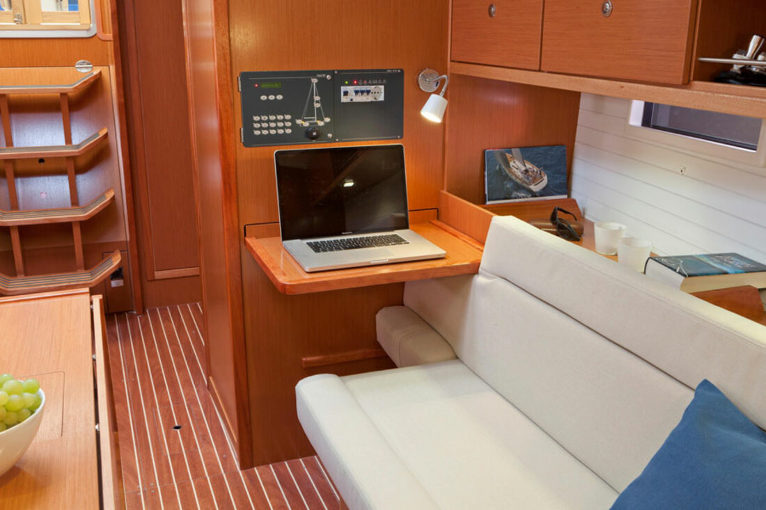 Photo #14 - Bavaria Cruiser 36 (Sea Wolf) in Primosten - 41530