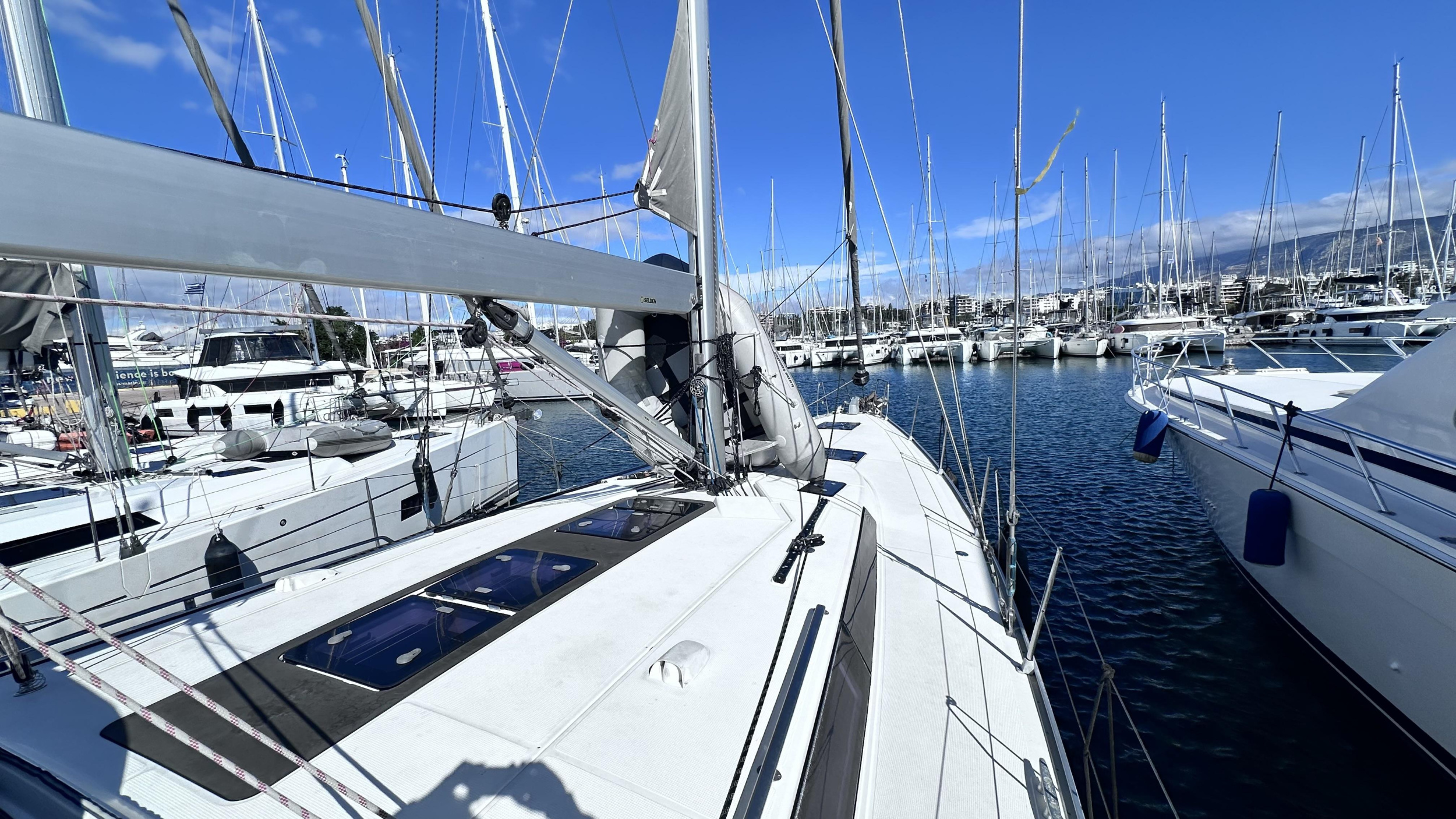 Bavaria Cruiser 56 - 5 + 1 cab. — photo 4