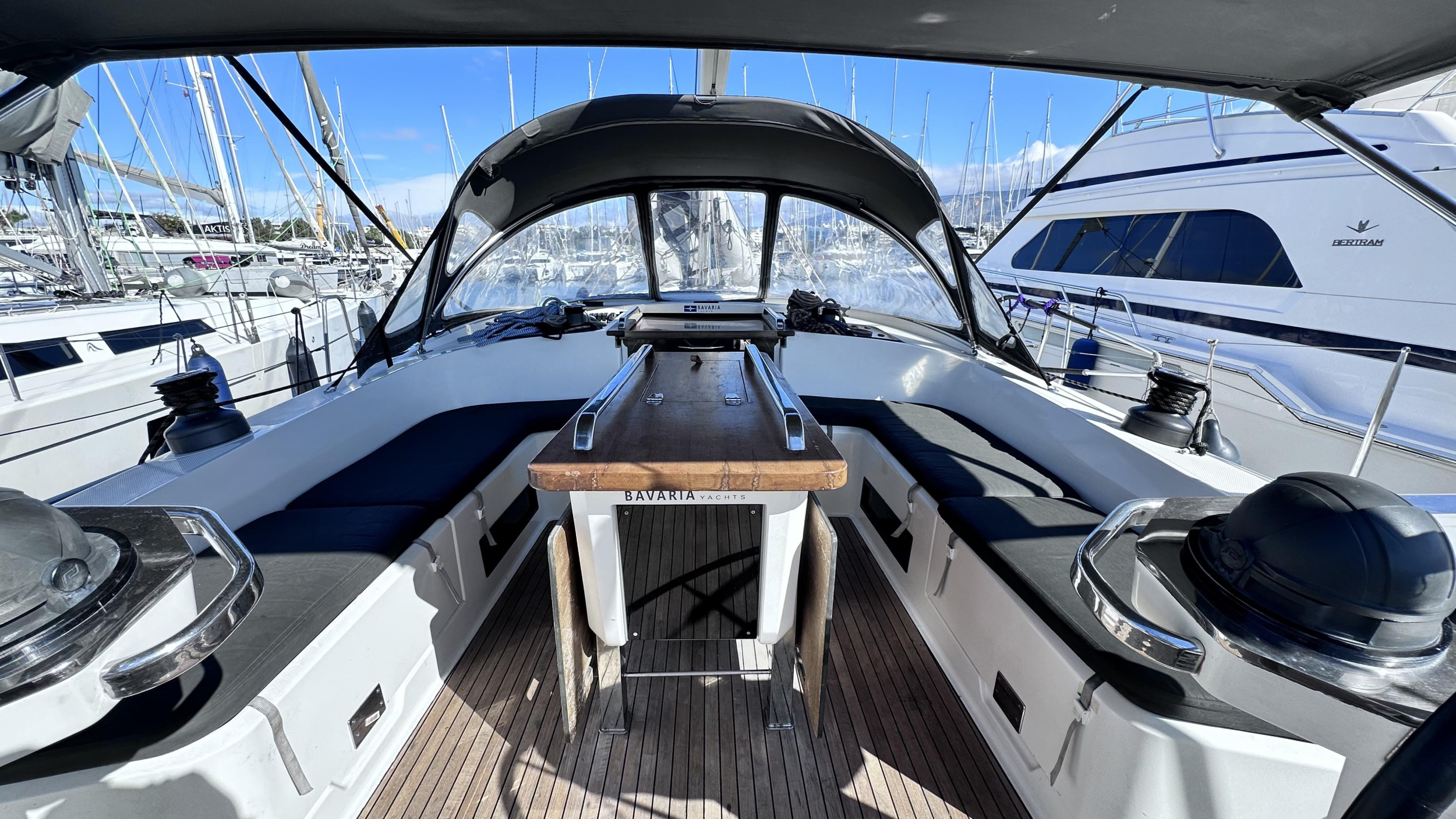 Bavaria Cruiser 56 - 5 + 1 cab. — photo 7