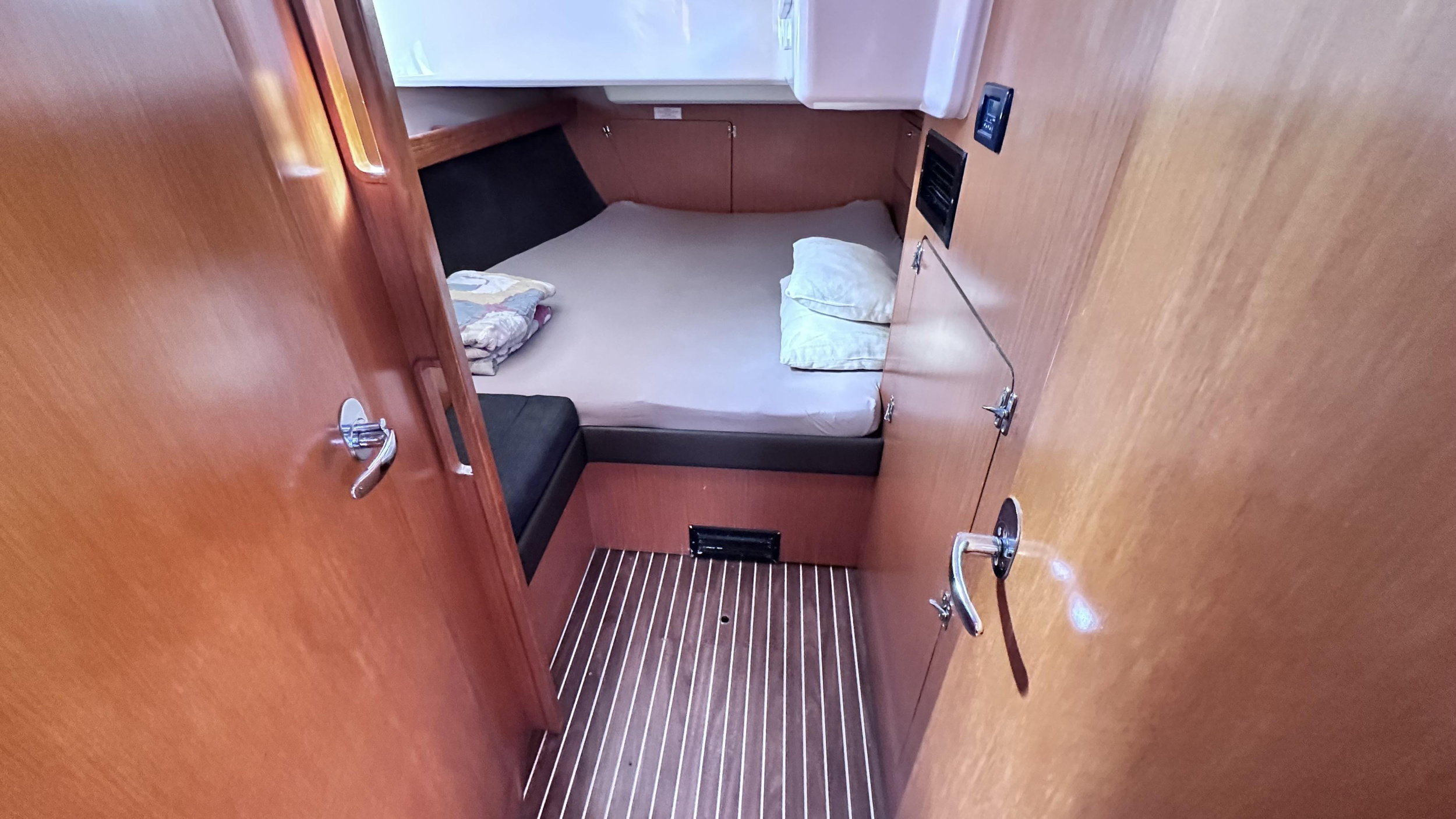 Bavaria Cruiser 56 - 5 + 1 cab. — photo 17