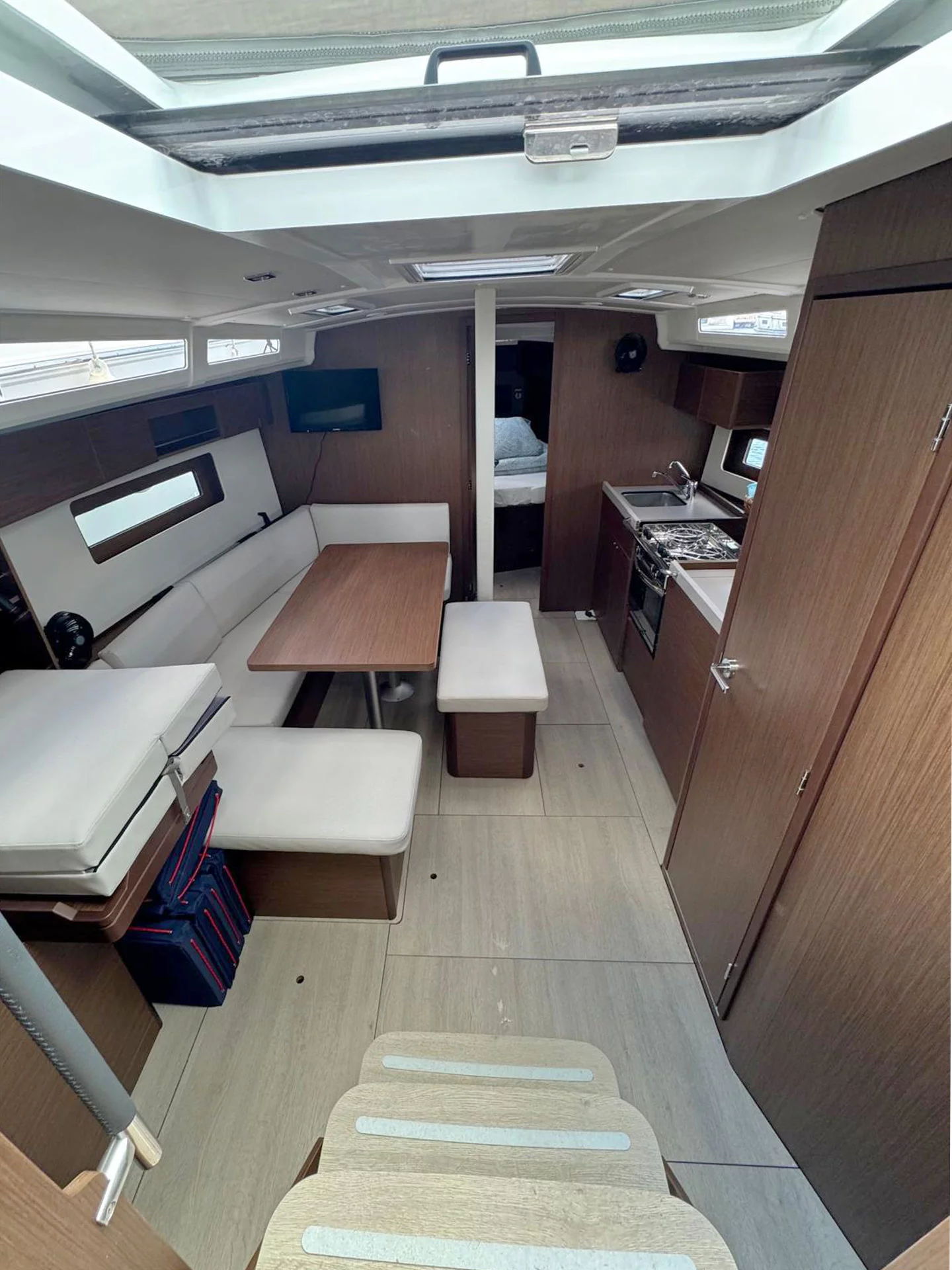 Oceanis 37.1 (Katja)  - 9
