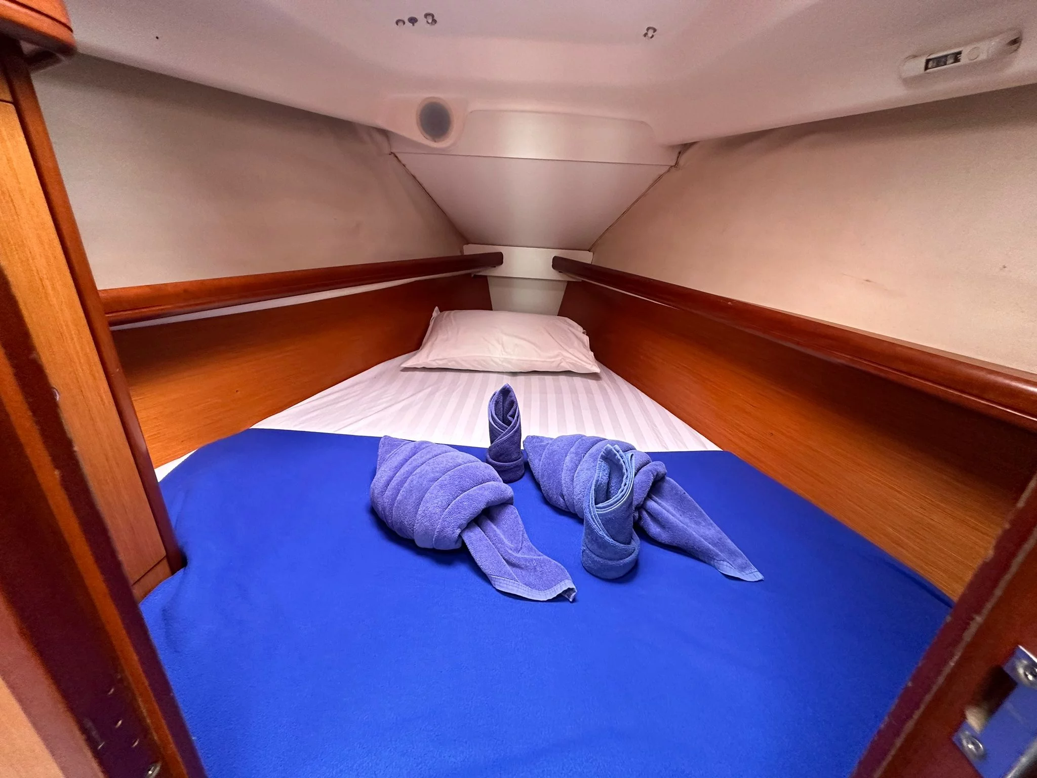 Oceanis Clipper 323 (No regrets)  - 8