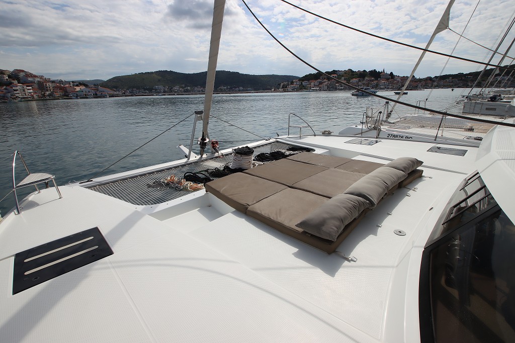 Photo #8 - Fountaine Pajot Saona 47 Quintet - 5 + 1 cab. (Felicia) in Rogoznica - 41565