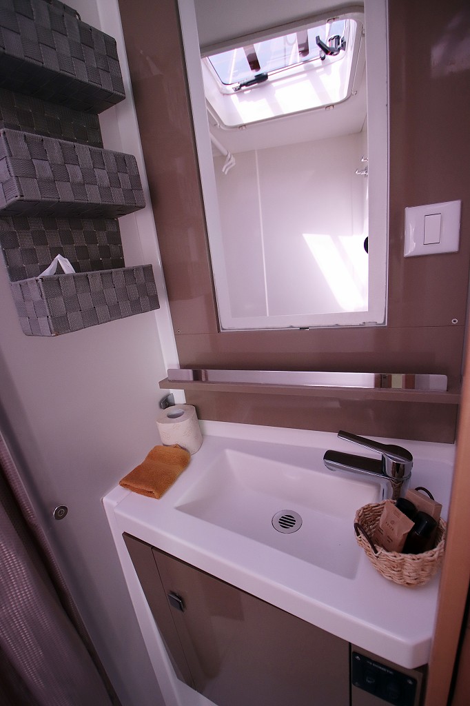 Photo #6 - Fountaine Pajot Saona 47 Quintet - 5 + 1 cab. (Felicia) in Rogoznica - 41565