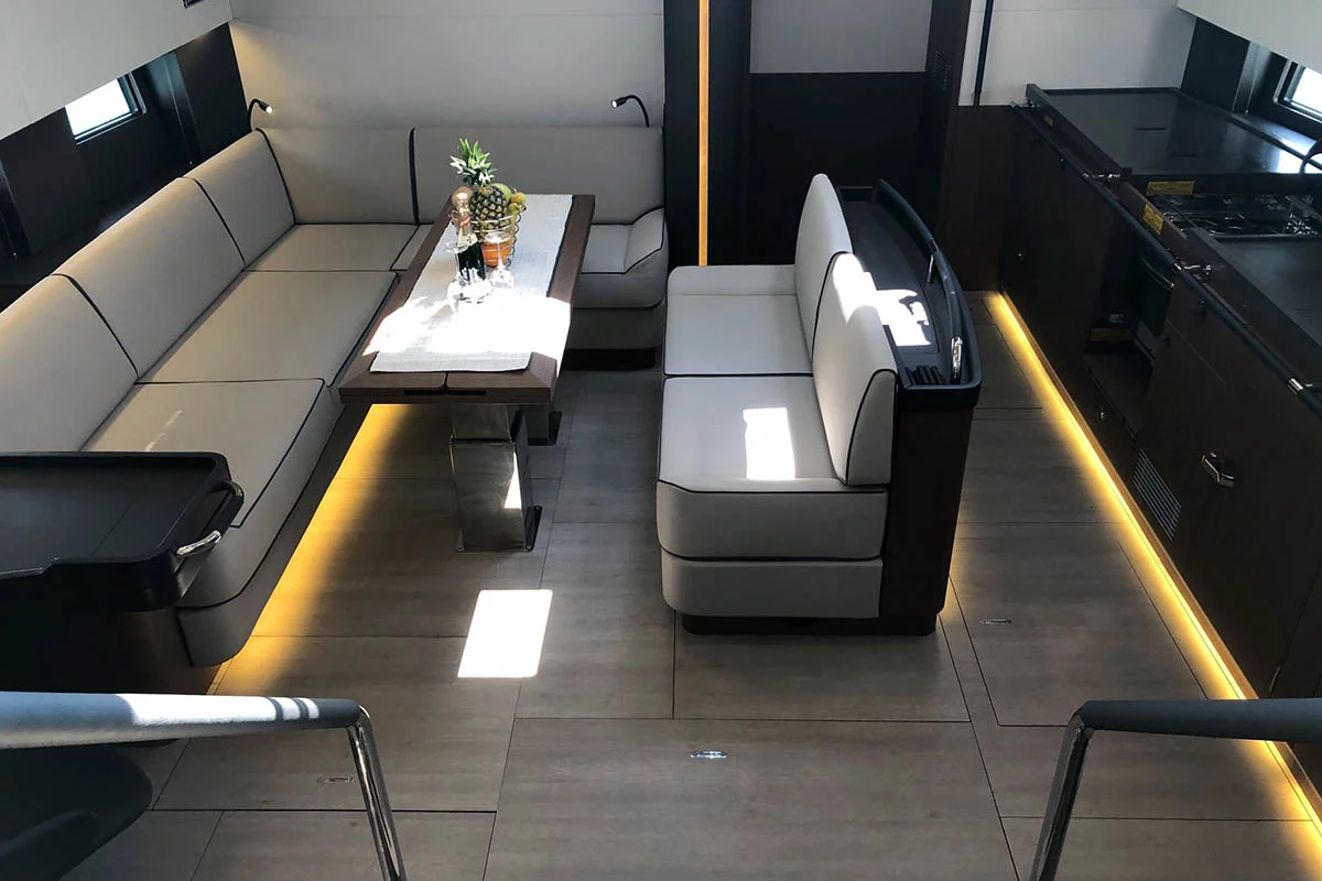 Oceanis Yacht 62 - 4 + 1 (Thora Helen)  - 24