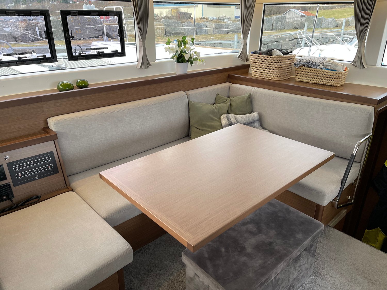 Photo #15 - Lagoon 40 - 4 + 2 cab (Arctic Charm) in Tromso - 41620