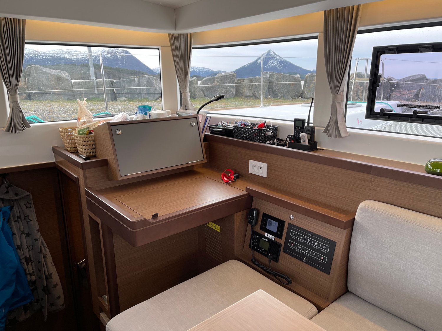 Photo #17 - Lagoon 40 - 4 + 2 cab (Arctic Charm) in Tromso - 41620
