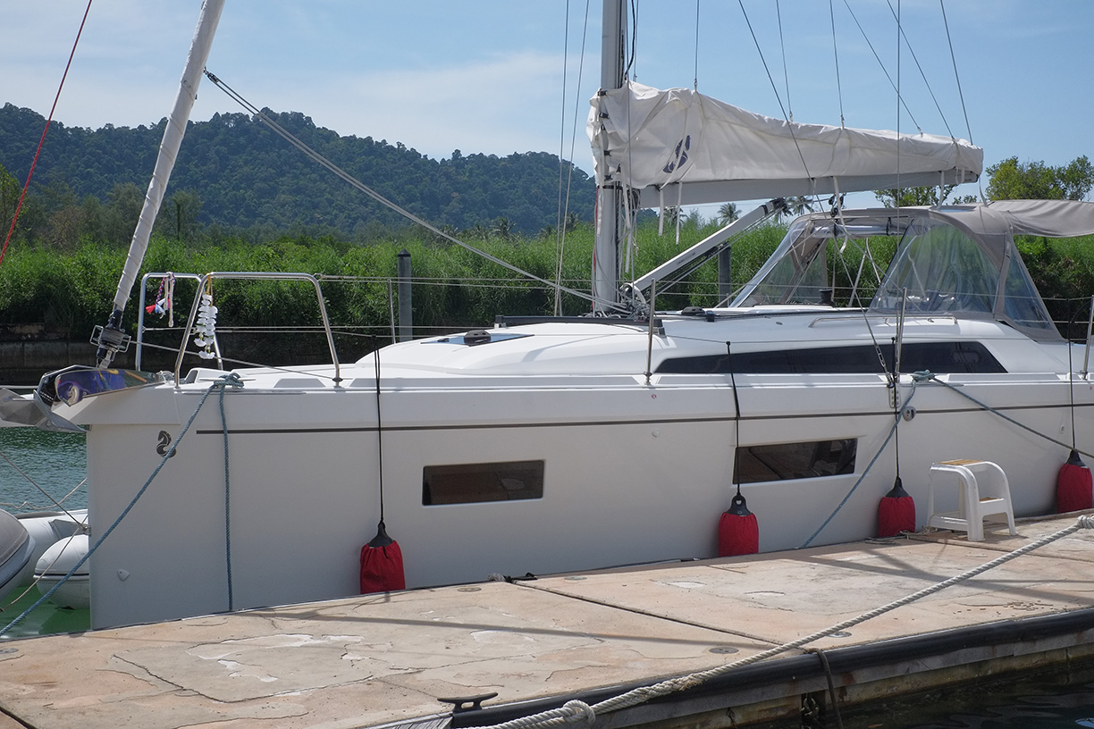 Photo #8 - Oceanis 34.1 (Philosophie) in Koh Chang - 41631
