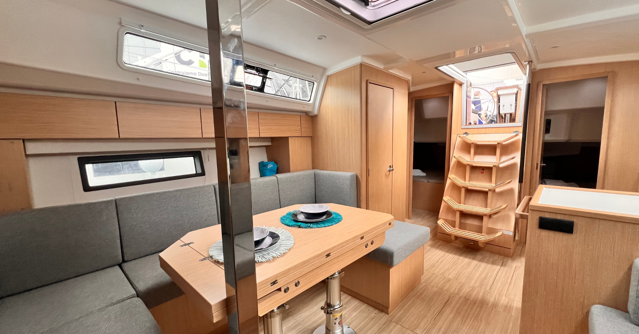 Bavaria C42 — photo 10