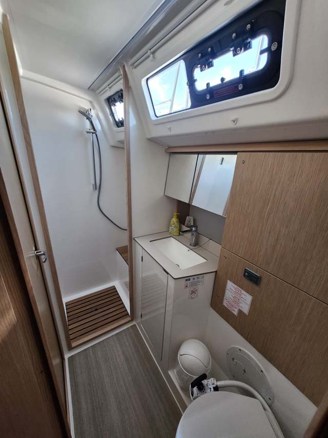 Photo #22 - Bavaria C46 - 4 cab. (Nonica) en Split - 41649