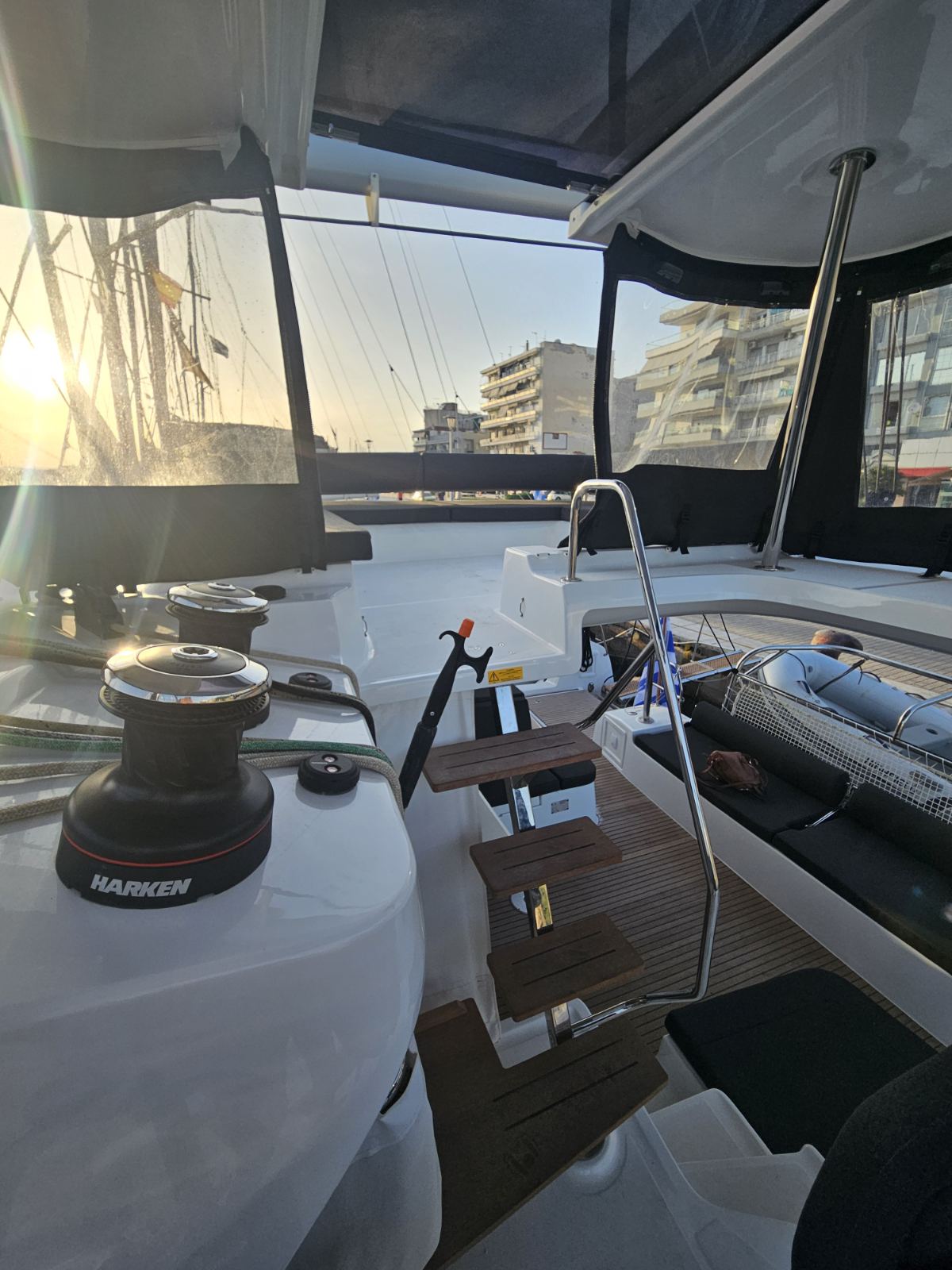 Lagoon 43 - 4 + 2 cab. — photo 15