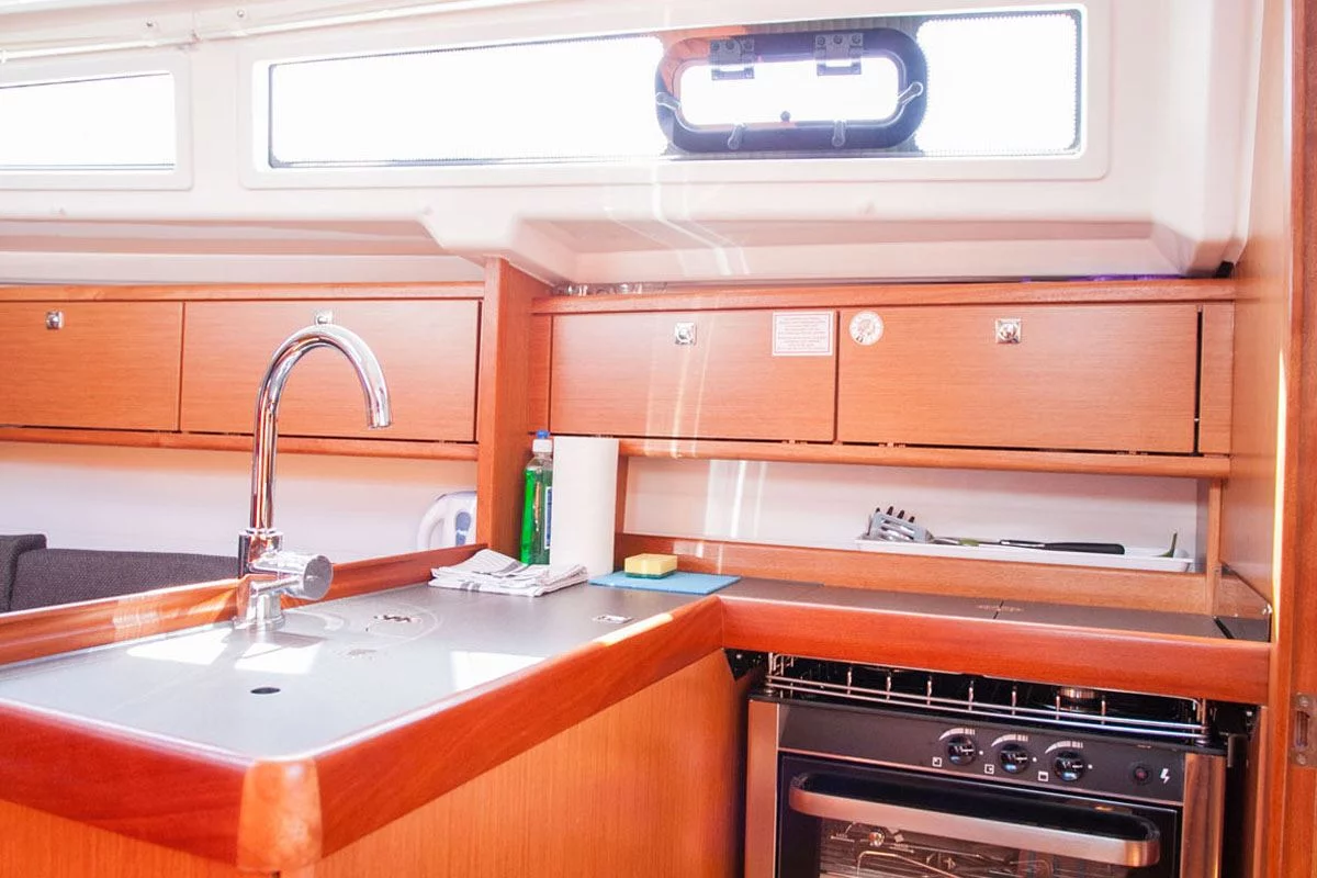 Bavaria Cruiser 34 (Take Five)  - 12