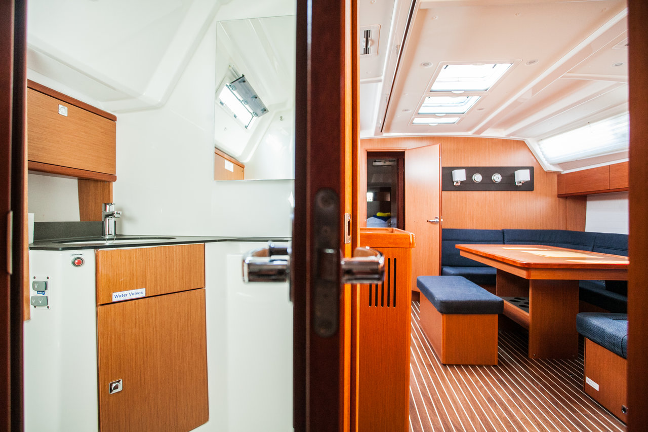 Photo #7 - Bavaria Cruiser 46 - 4 cab. (Lovro) en Trogir - 41680