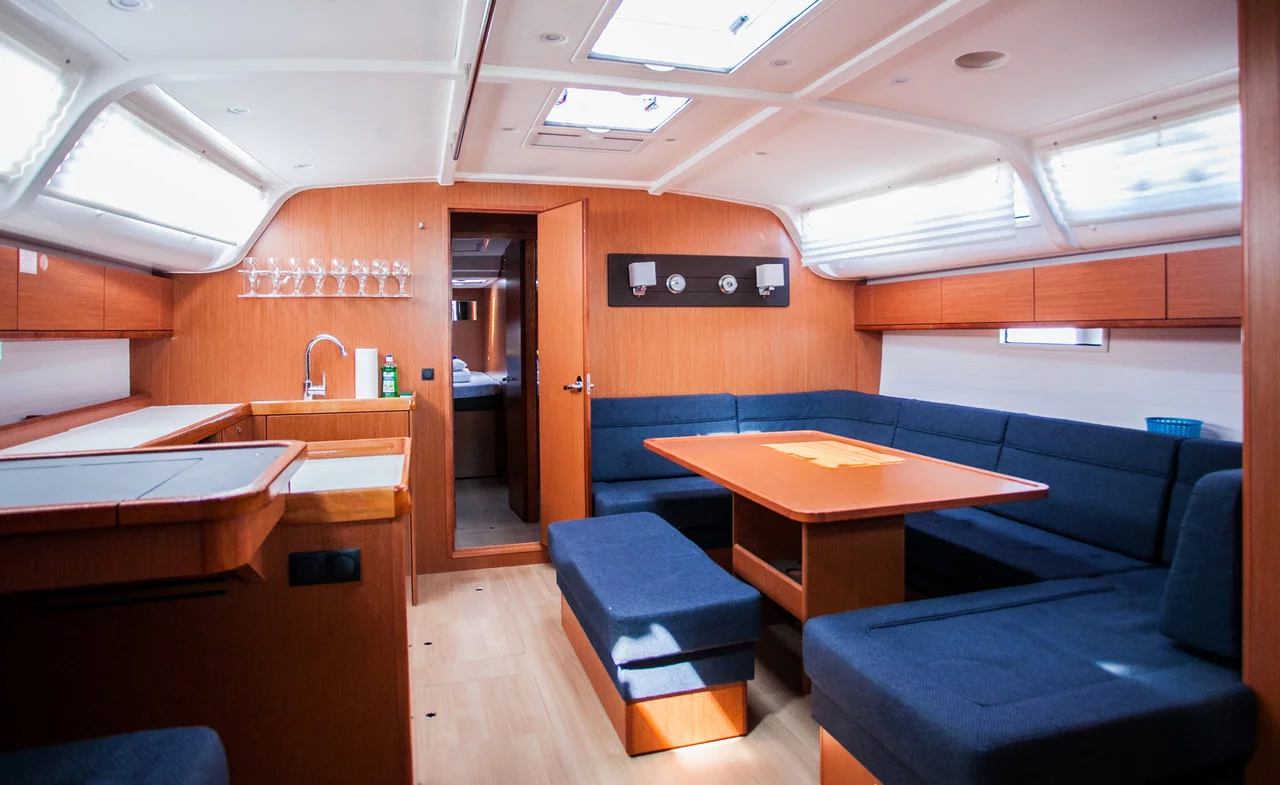 Bavaria Cruiser 51 (Summer Smile)  - 4