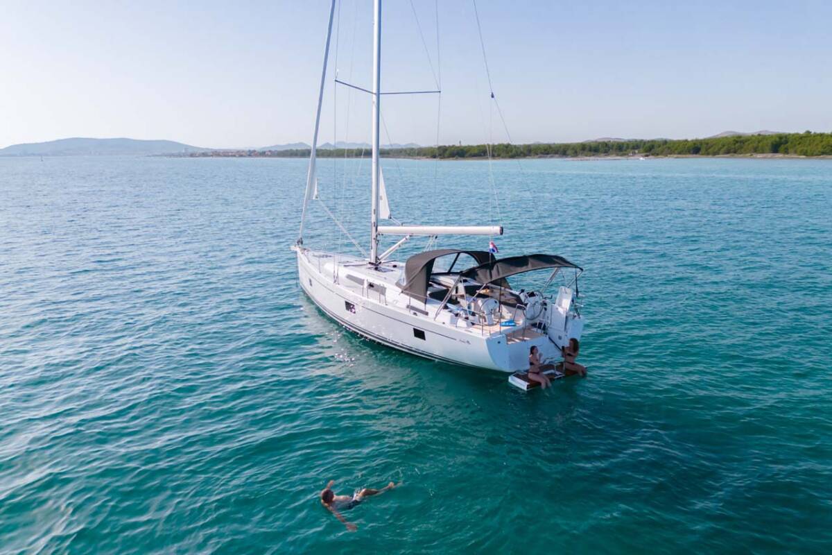 Photo #3 - Hanse 508 - 5 cab. (Frizzante) in Trogir - 41702