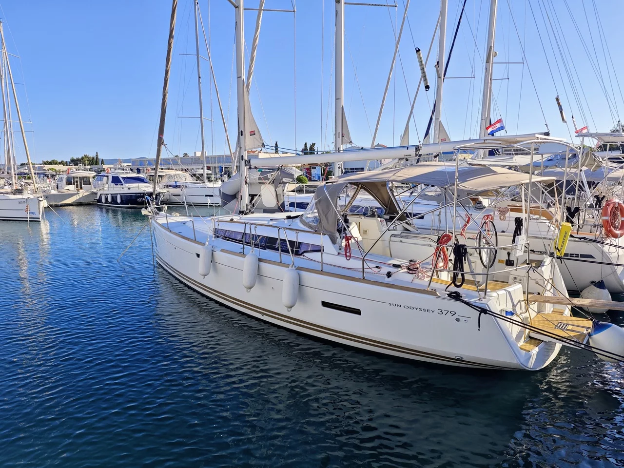 Sun Odyssey 379 (Soprano)  - 2
