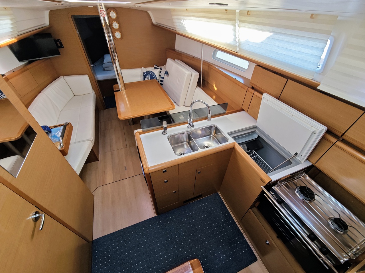 Photo #4 - Sun Odyssey 379 (Soprano) in Sukosan - 41743