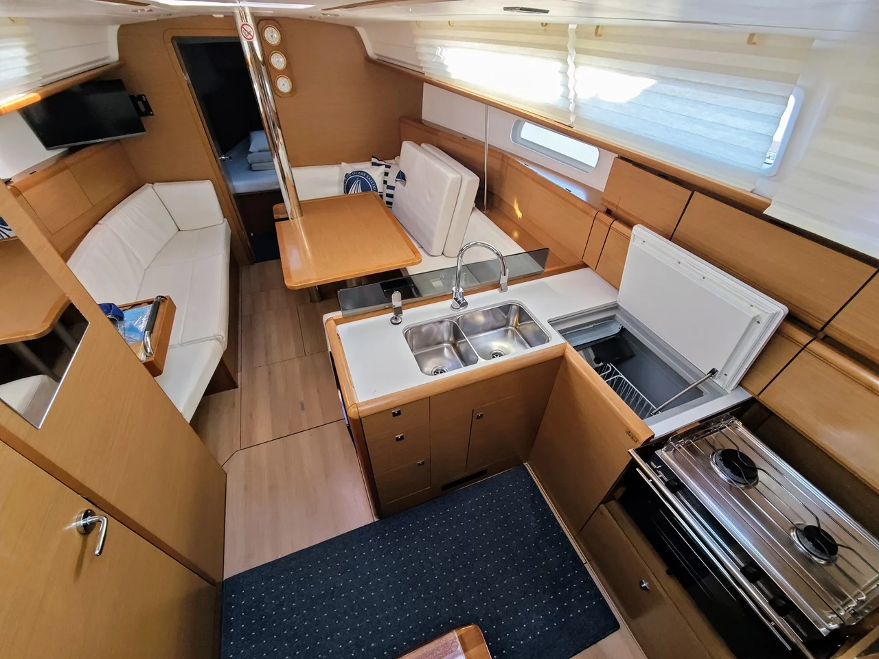 Sun Odyssey 379 (Soprano)  - 3
