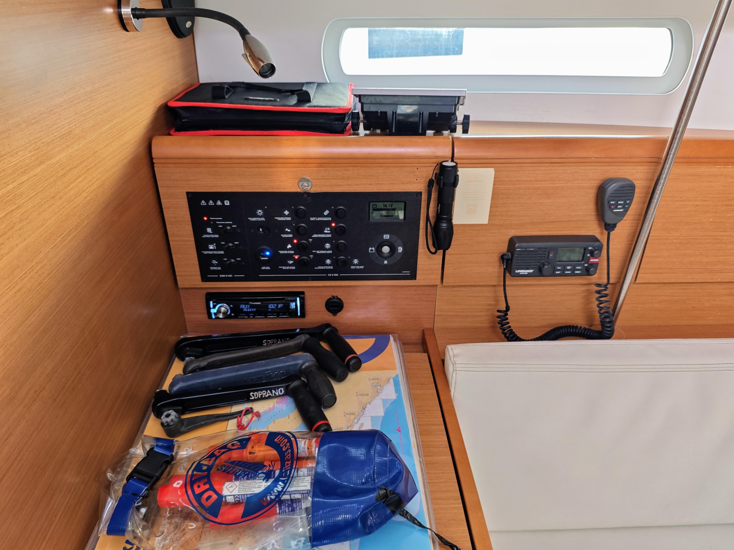Photo #8 - Sun Odyssey 379 (Soprano) in Sukosan - 41743