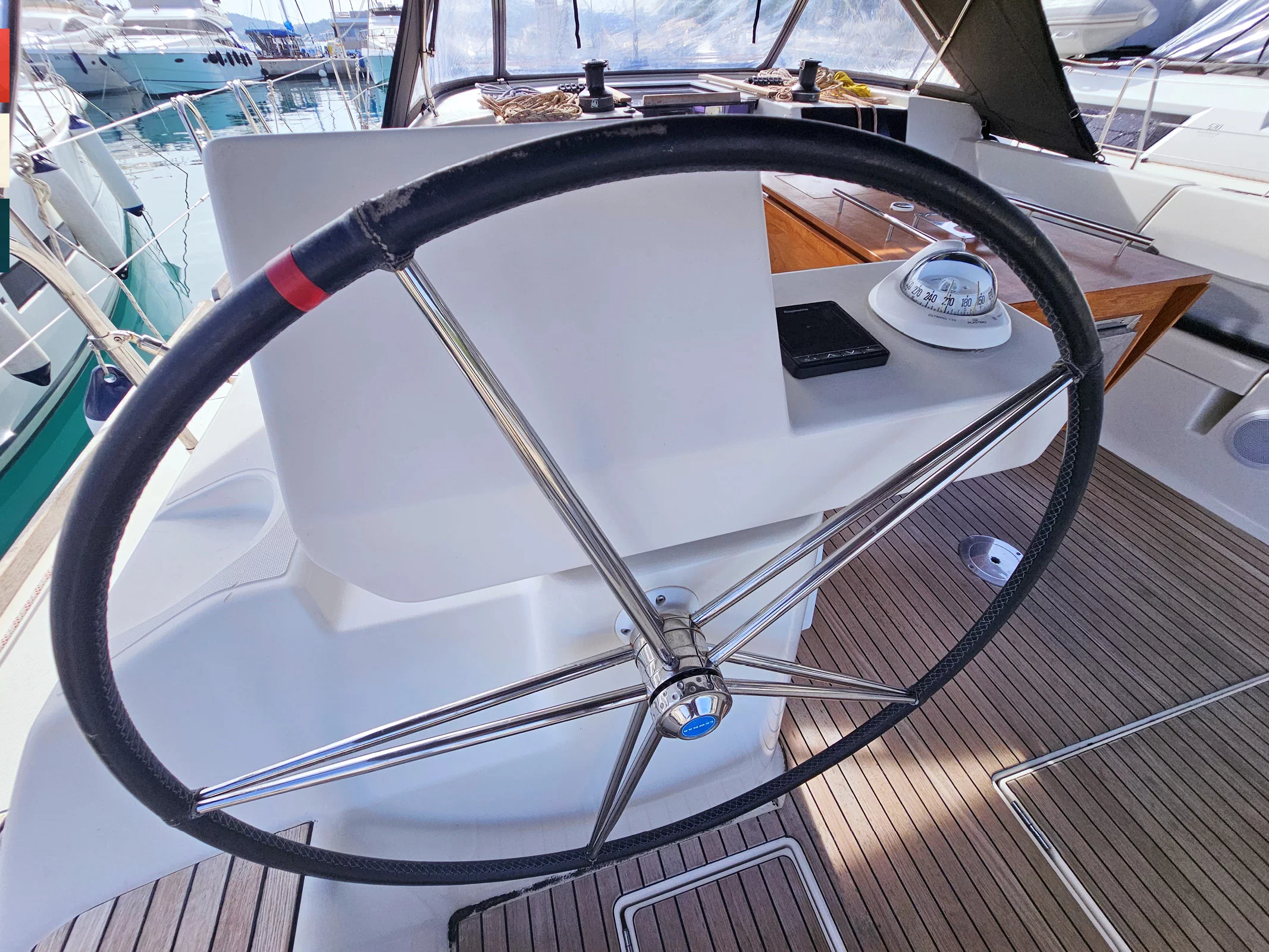Dufour 520 GL (Volante)  - 9