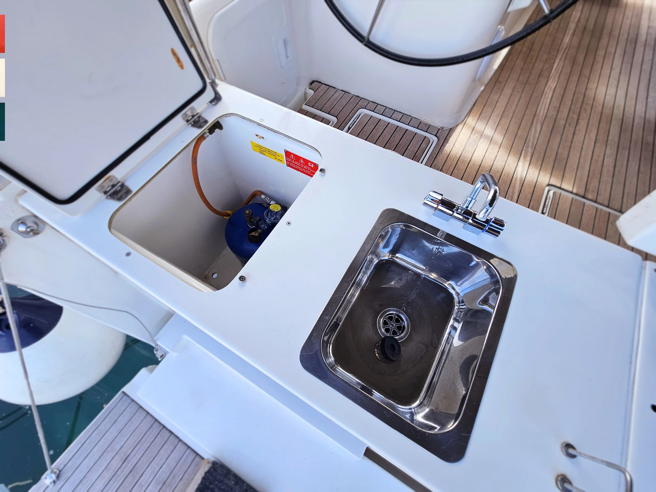 Dufour 520 GL (Volante)  - 13