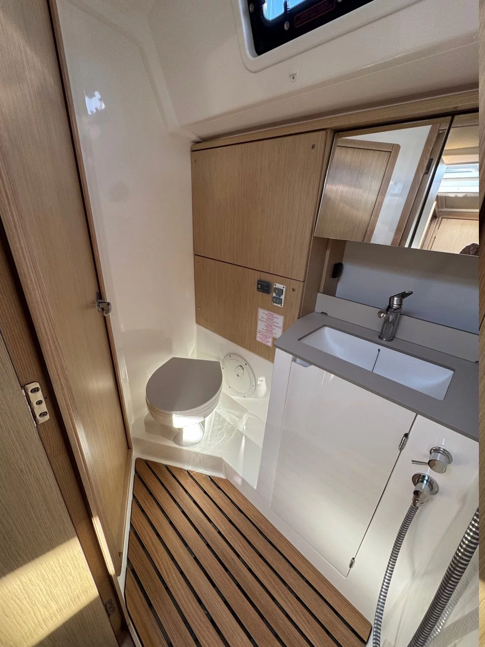 Bavaria C46 - 5 cab. (Princess Laura)  - 17