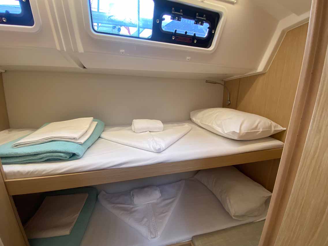 Bavaria C46 - 5 cab. — photo 10