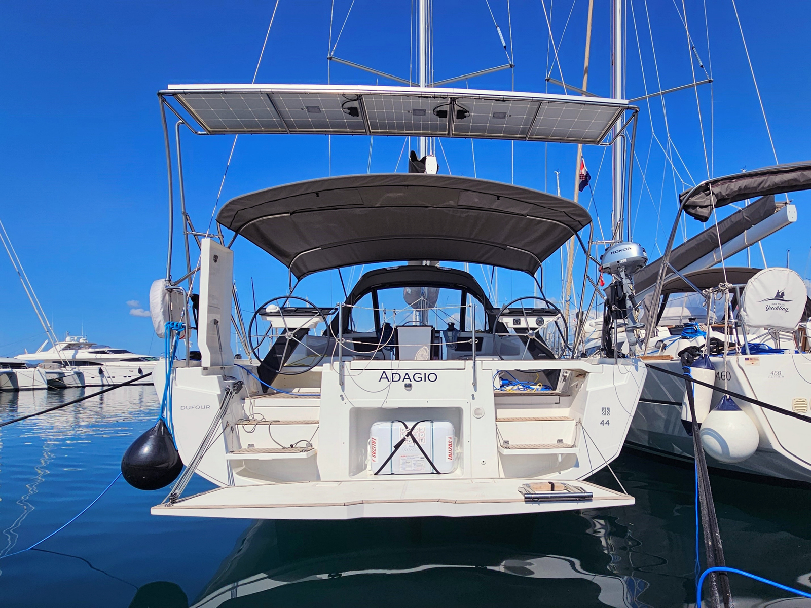 Dufour 44 - 4 cab — photo 1