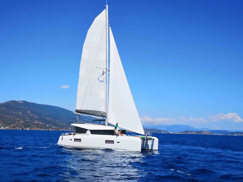 Lagoon 42 - 4 + 2 cab. (Miss Nastazia)  - 6