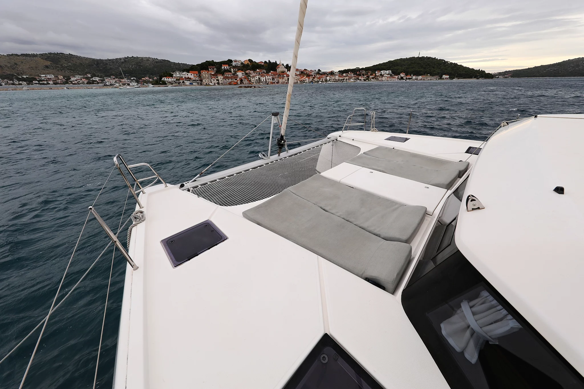 Dufour 48 Catamaran - 5 + 1 cab. (Believe)  - 10
