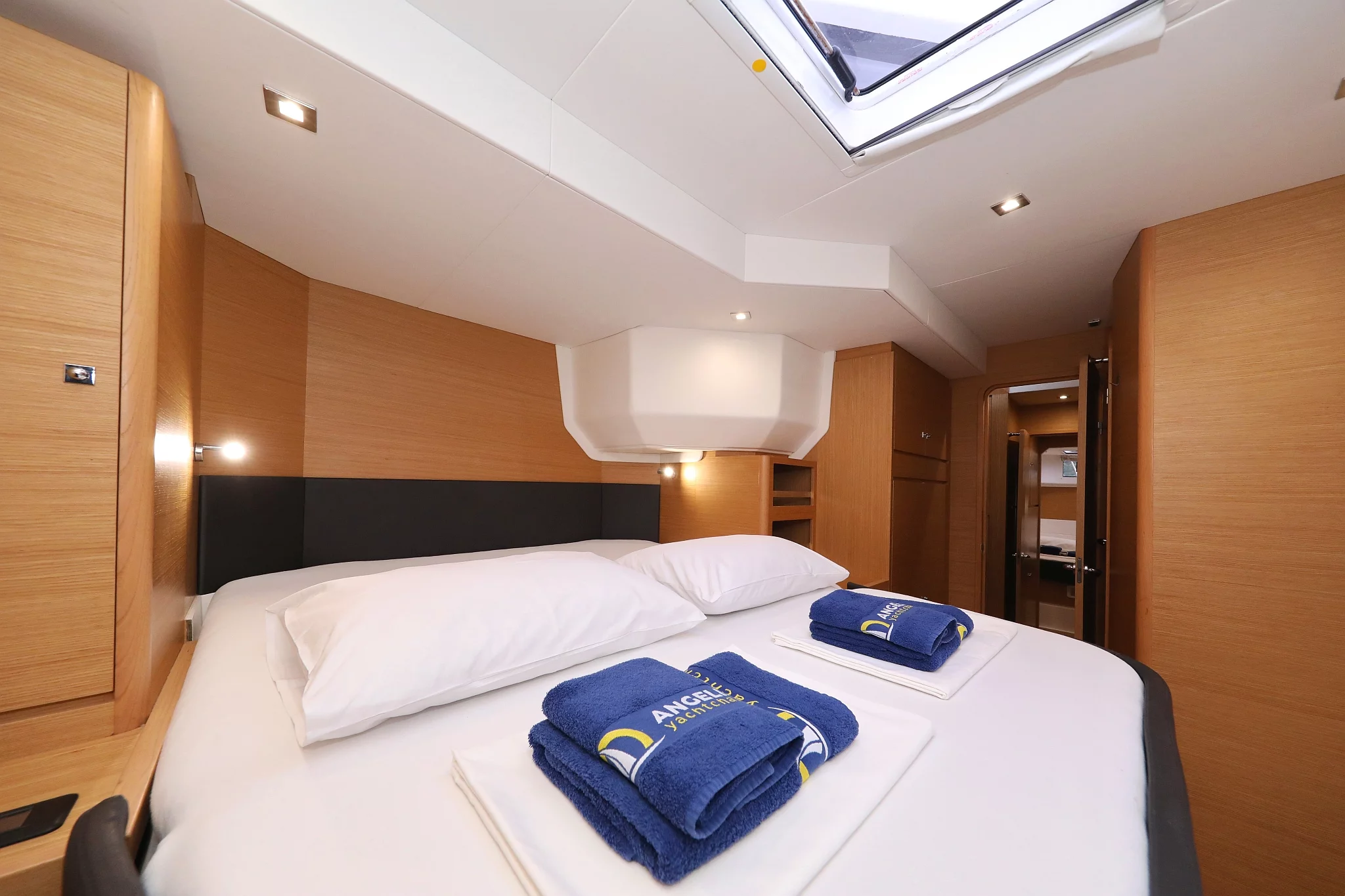 Dufour 48 Catamaran - 5 + 1 cab. (Believe)  - 24