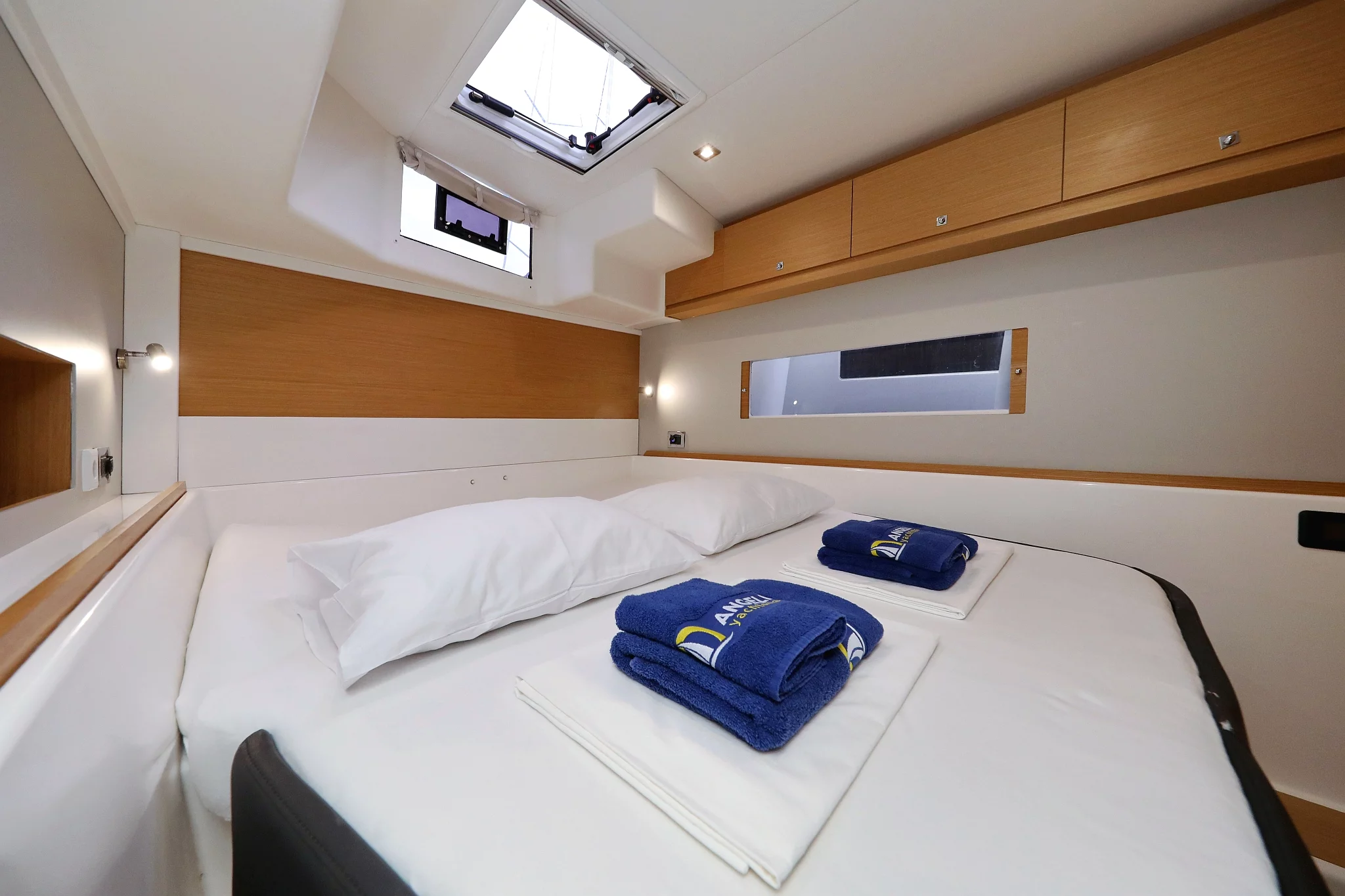 Dufour 48 Catamaran - 5 + 1 cab. (Believe)  - 27